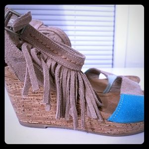 MINNETONKA ESPADRILLE